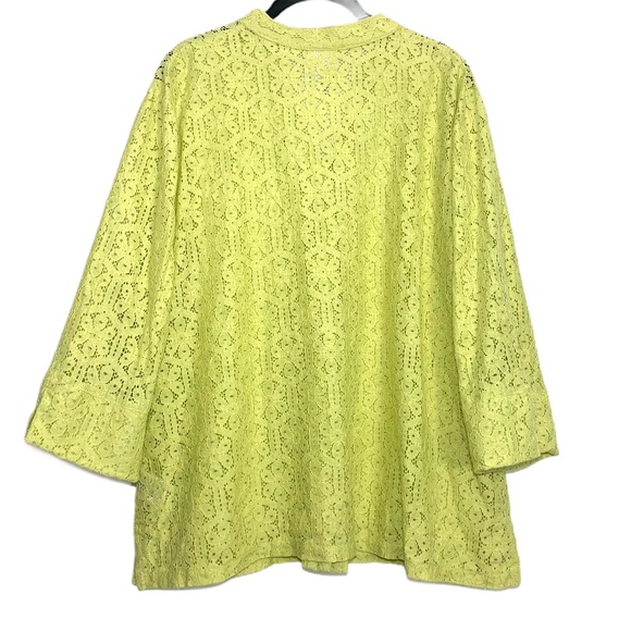 Ruby Rd Favorites Bold Lace Button V Neck Blouse - Picture 3 of 8